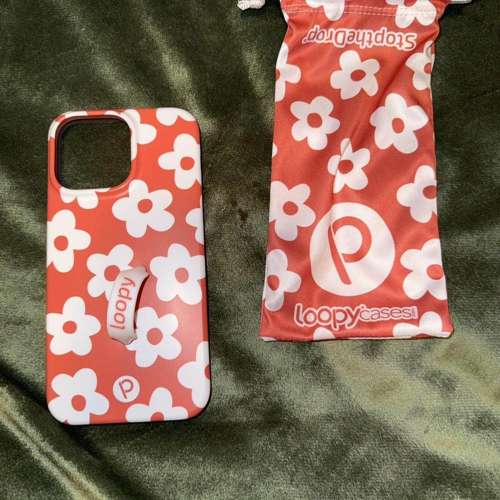 Auburn Daisies Lefty Loopy iPhone 14 Pro Max Phone Case